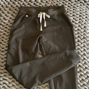 Figs black joggers small tall